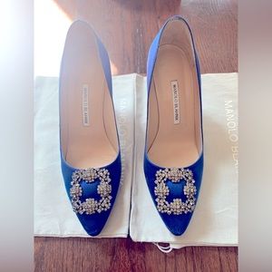 Blue Manolo Blahnik Hangisi size 39.5 70mm heel